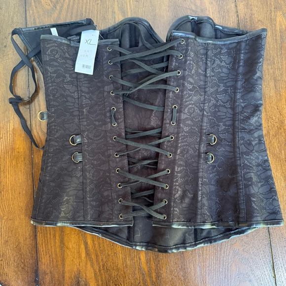 Costume, Masquerade, Steampunk Lace Corset, Sexy Halloween Wig, Women’s Bundle - Picture 6 of 13